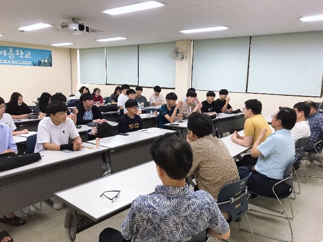 토크콘서트 사진 (3).jpg